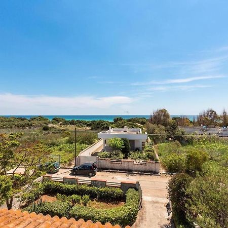 Villa Spiaggia Degli Angeli Порто-Чезарео Екстер'єр фото